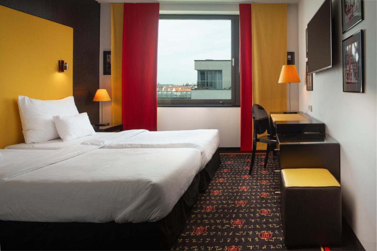 Orea Hotel Angelo Praha Exteriör bild