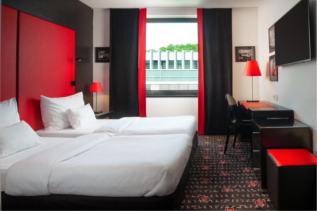 Orea Hotel Angelo Praha Exteriör bild